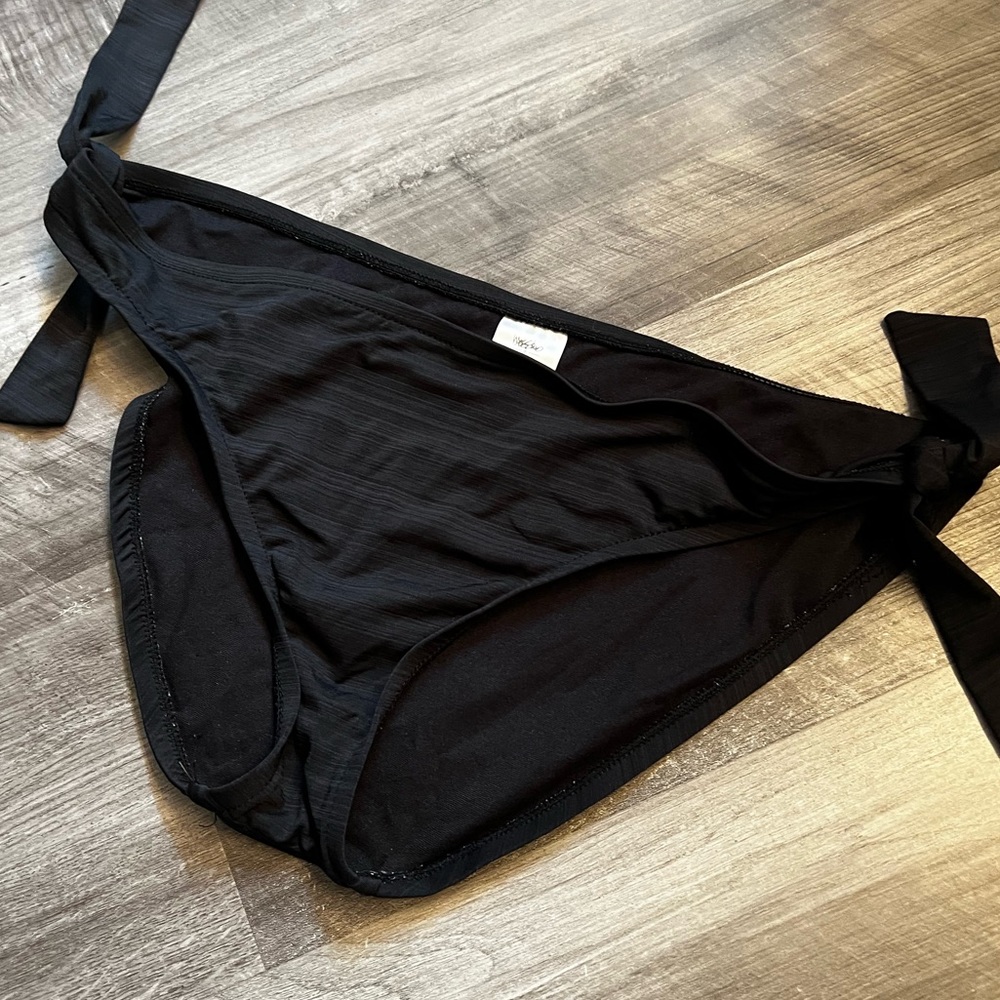 Mossimo black tie swimsuit bottoms size XL